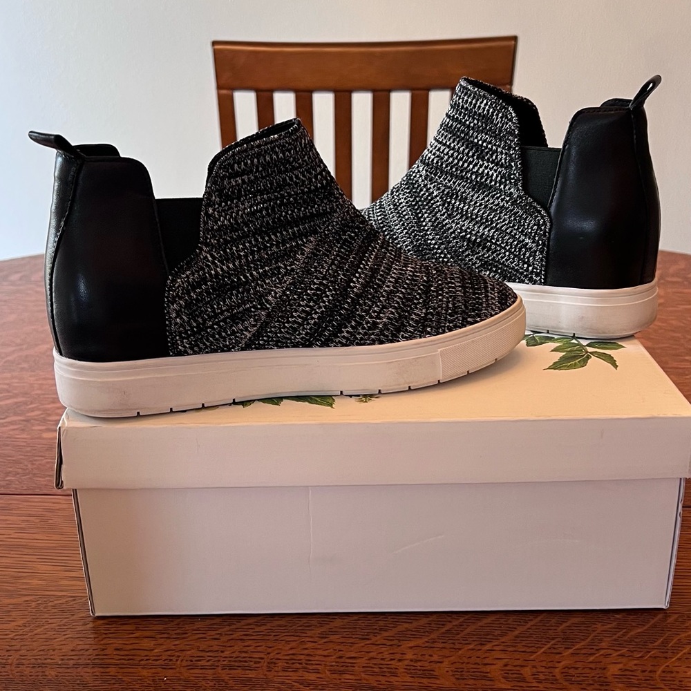 Chelsea& Violet shoes